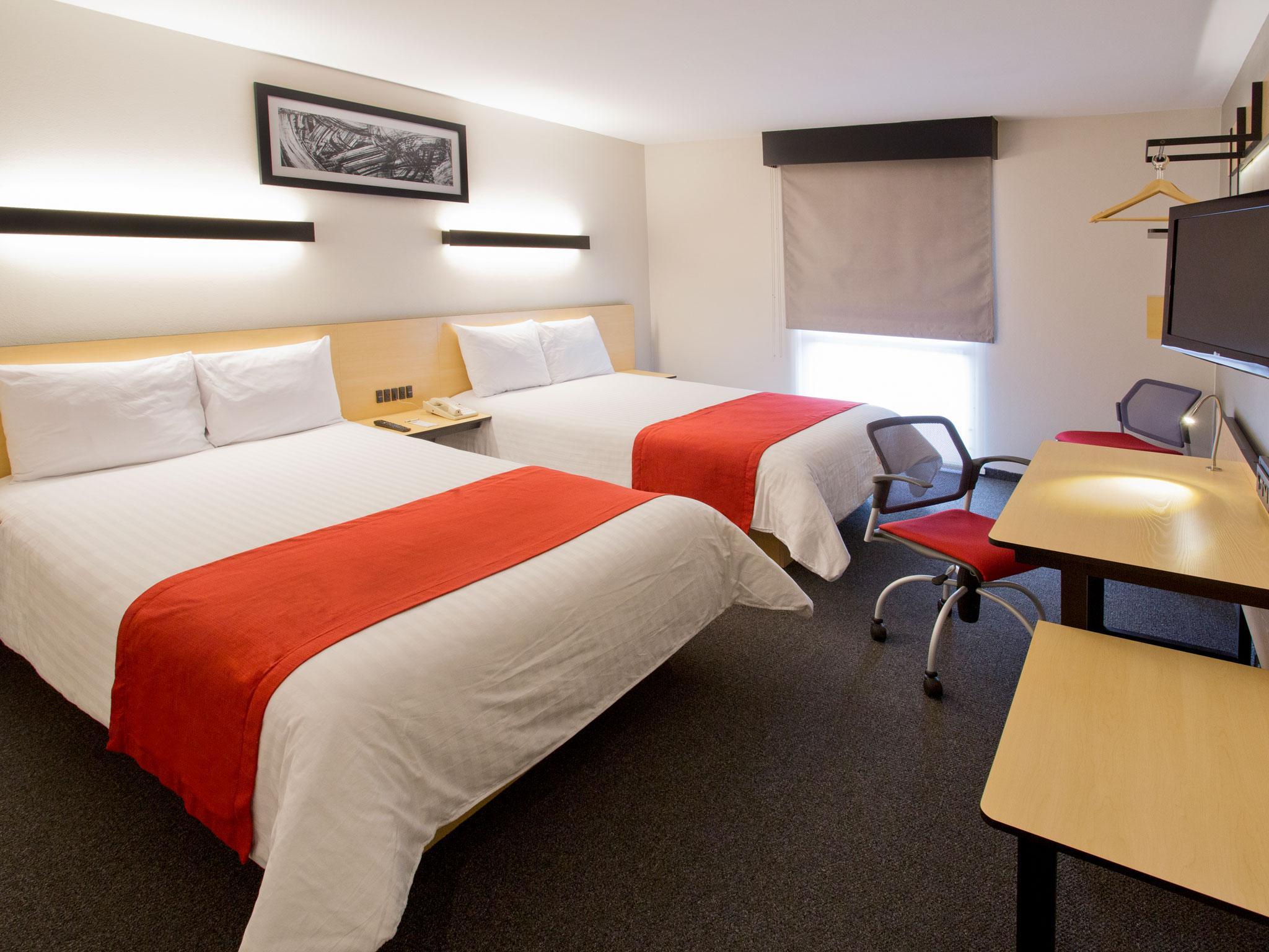 City Express By Marriott Oaxaca Экстерьер фото