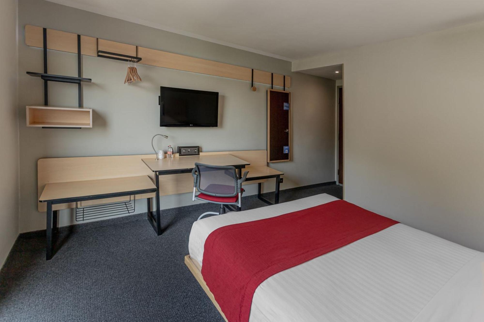 City Express By Marriott Oaxaca Экстерьер фото